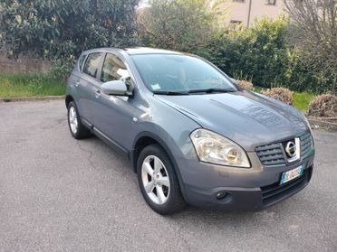 Nissan Qashqai 2.0 dCi DPF 4WD Acenta