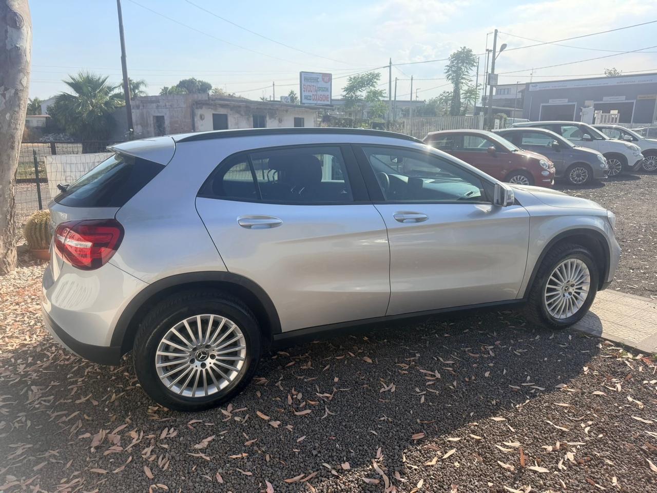 Mercedes-benz GLA 200 d Automatic 4Matic Business
