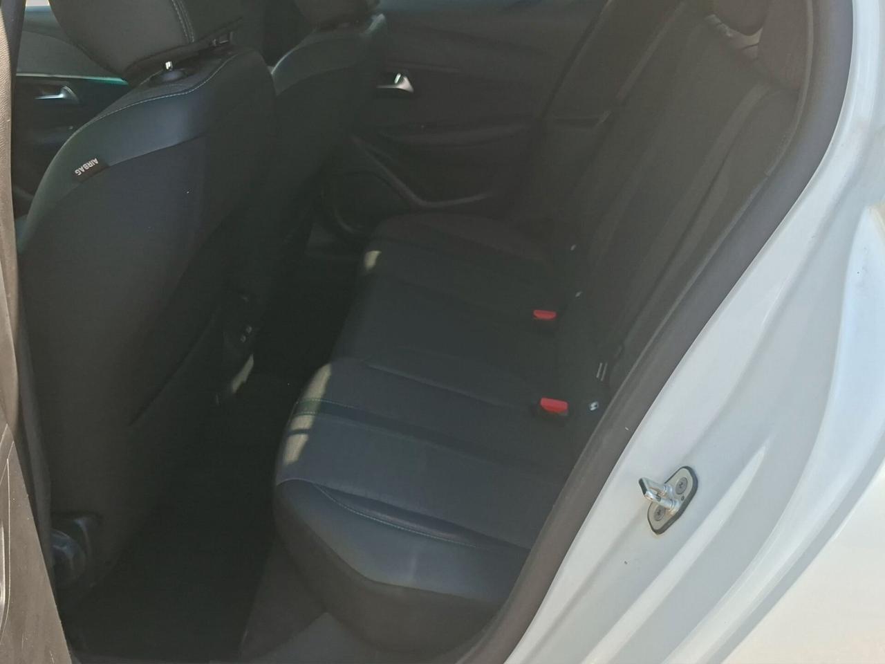 Peugeot 208 PureTech 100 Stop&Start EAT8 5 porte Allure