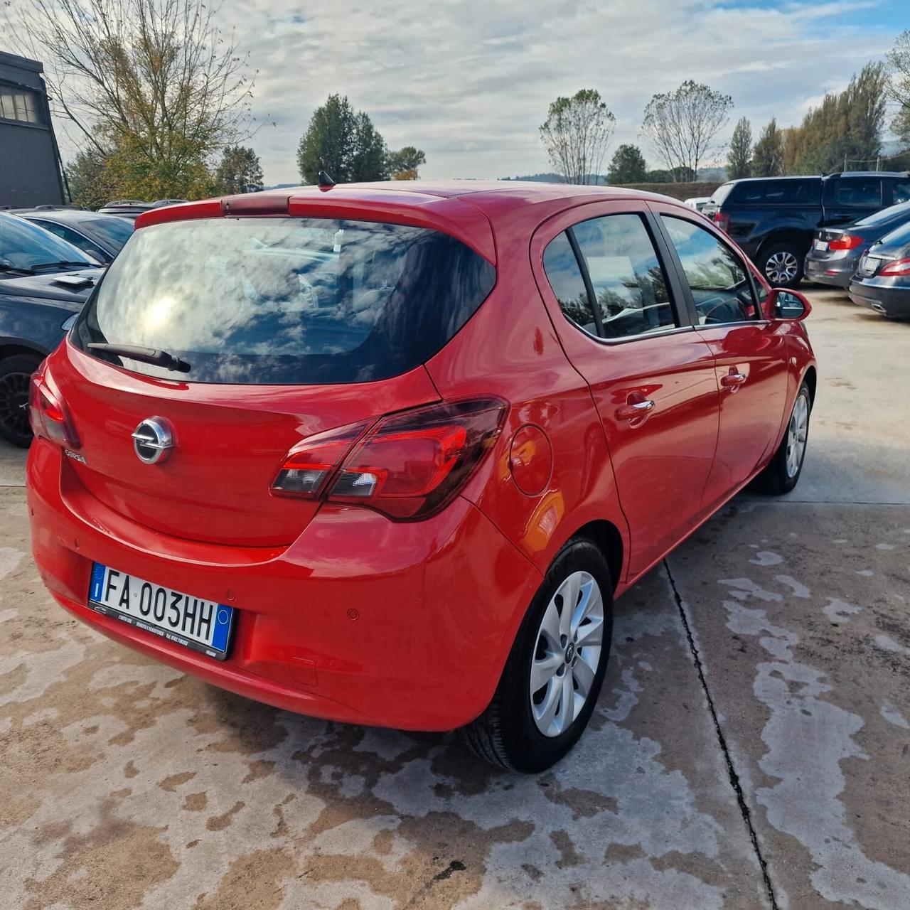 Opel Corsa 1.4 90CV GPL Tech 5 porte Cosmo CAMBIO AUTOMATICO E COLLAUDATO FINO 2030