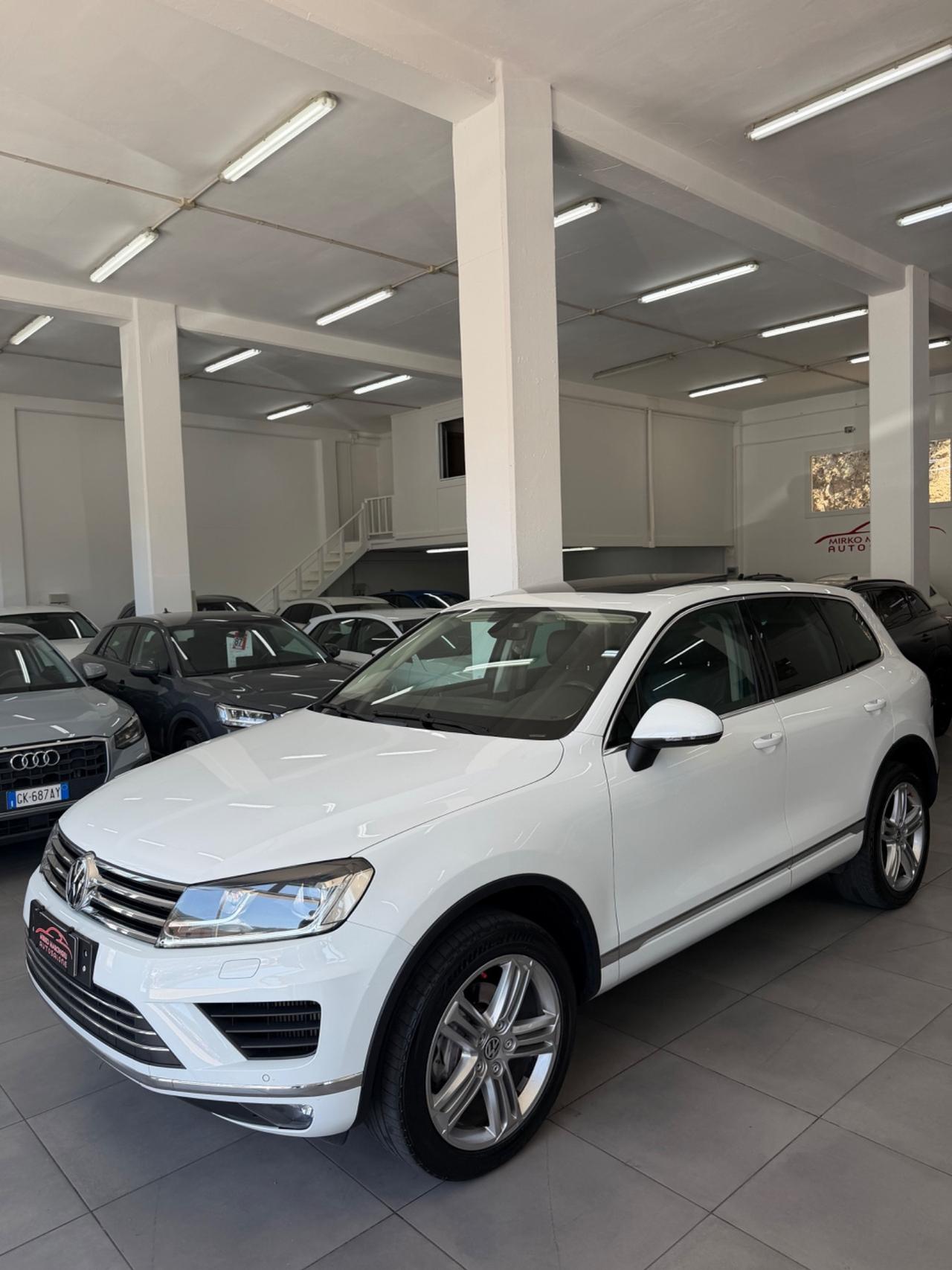 VW Touareg 3.0 TDI 262 CV Sport FINANZIABILE