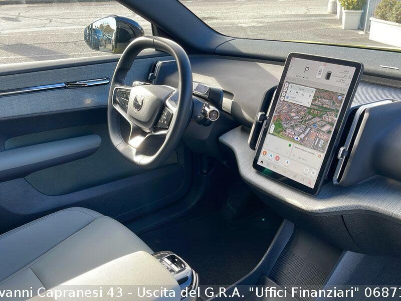 Volvo EX30 EX30 Single Motor Extended Range RWD Plus