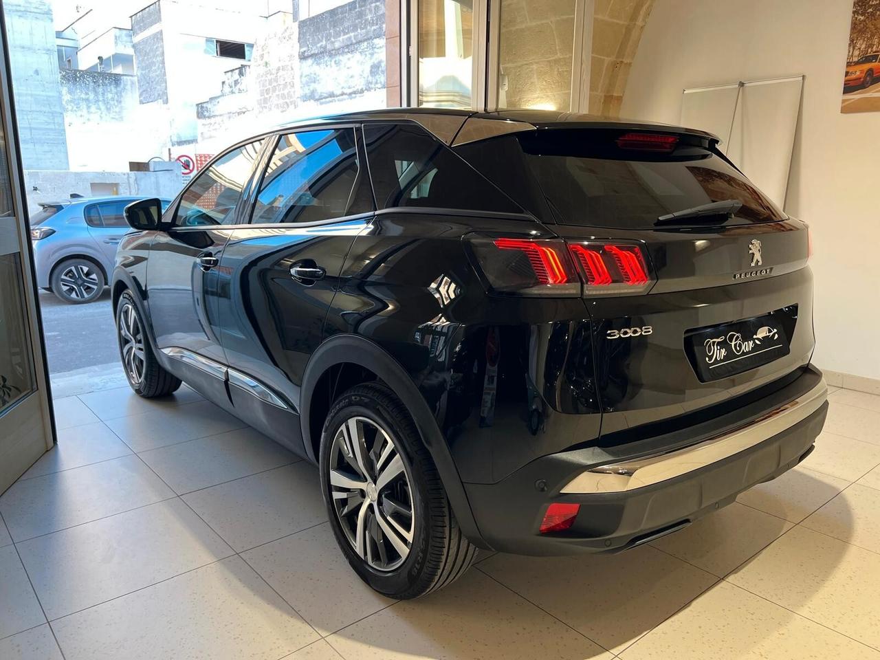 PEUGEOT 3008 ALLURE 1.5 130CV PELLE NAVI CAM ANNO 2022