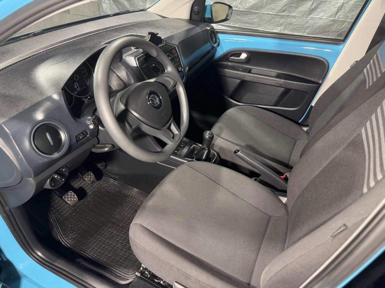 Volkswagen Up! 1.0 5 PORTE NEOPATENTATI