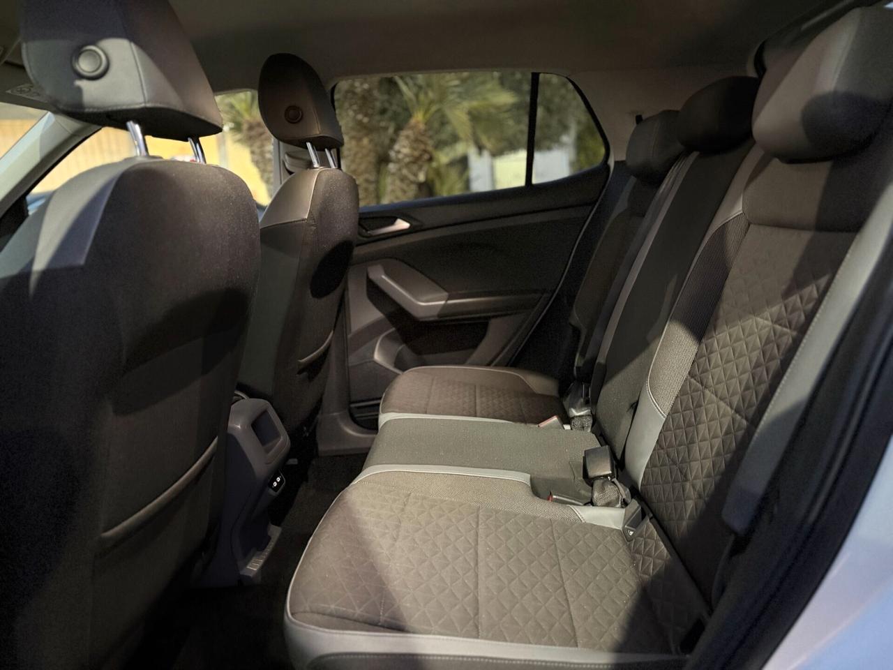 T-Cross 1.0 TSI 110 CV DSG Advanced Full Led - Cockpit