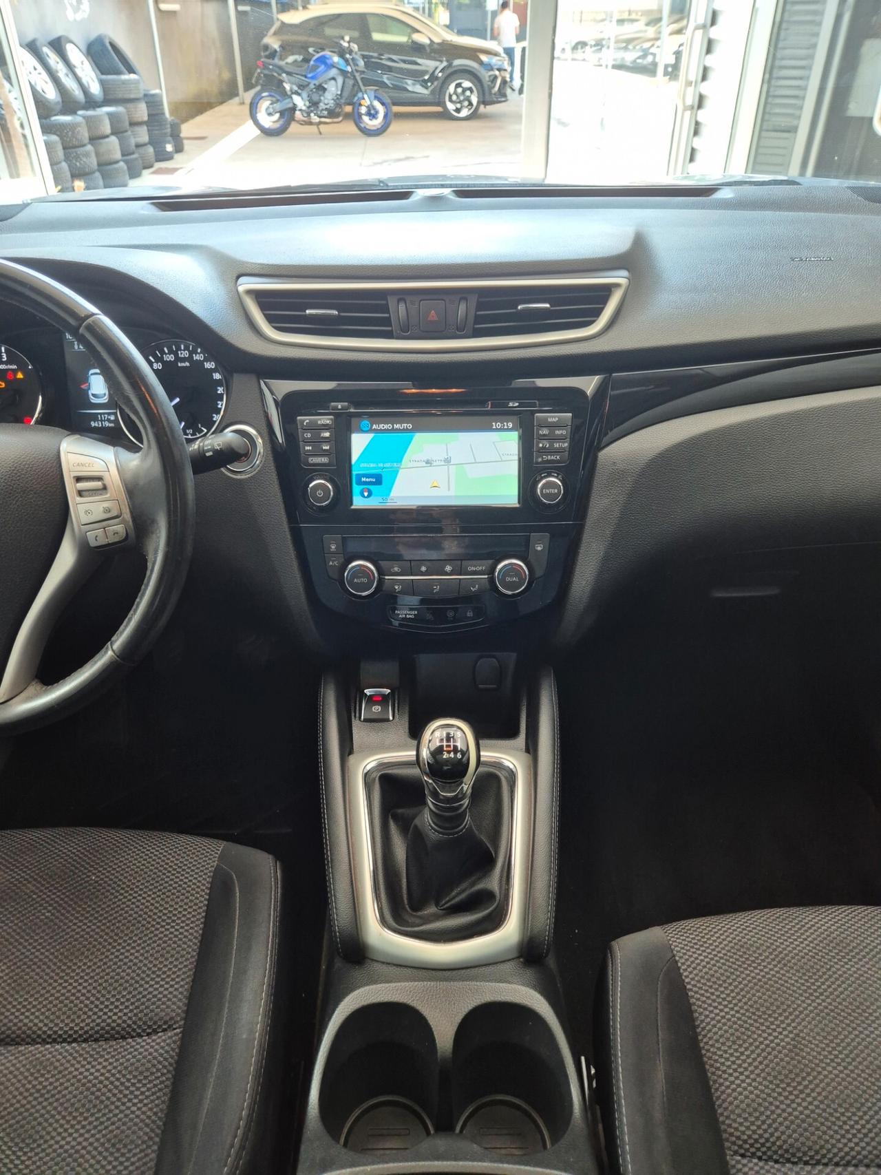 Nissan Qashqai 1.5 dCi N-Connecta