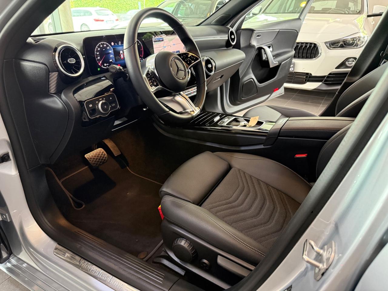Mercedes-benz A 180 Progressive Advanced auto 17.000 KM!!