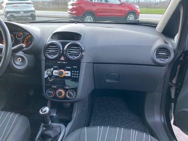 OPEL Corsa 1.2 3 porte "UNICO PROPRIETARIO"