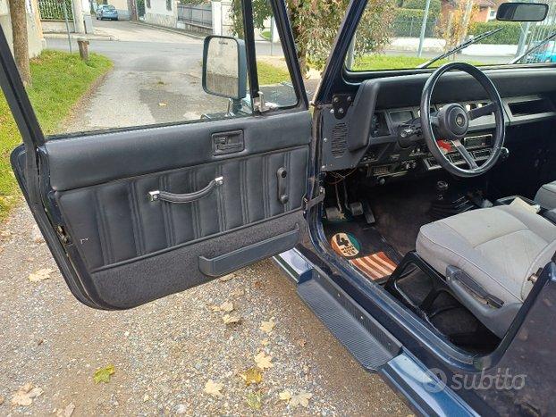 jeep wrangler 4.0 benzina