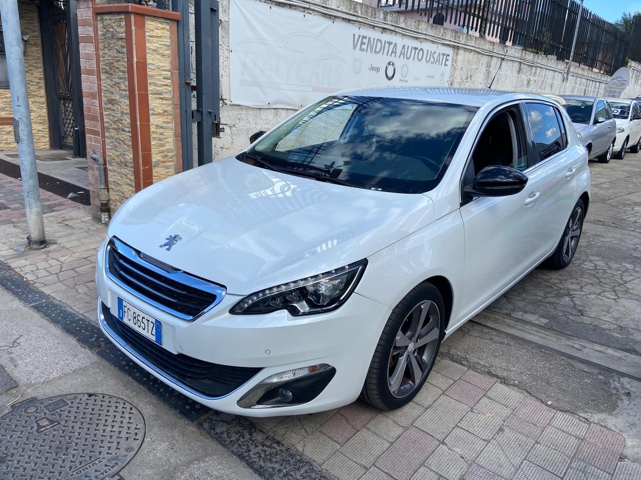 Peugeot 308 BlueHDi 150 S&S Allure … automatica
