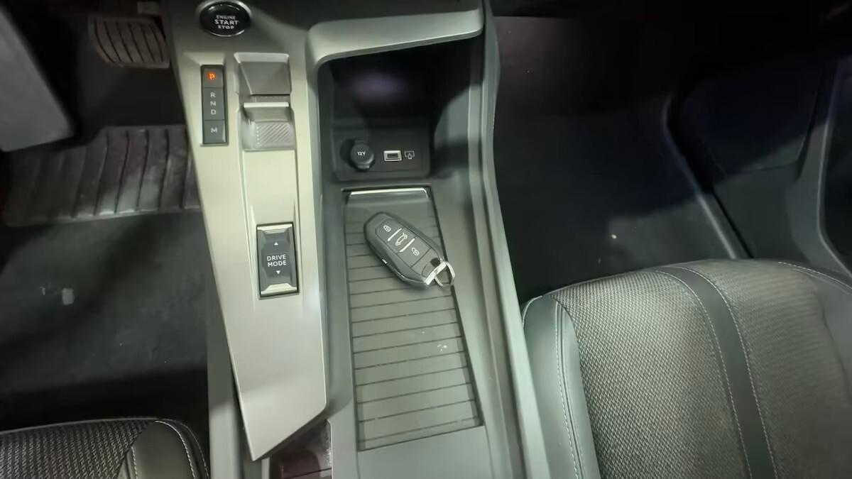 Peugeot 308 PureTech Turbo 130 S&S EAT8 Allure