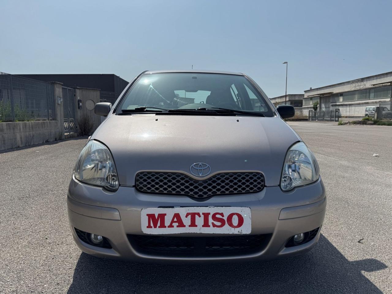 Toyota Yaris 1.4 tdi D-4D cat 5 porte Sol