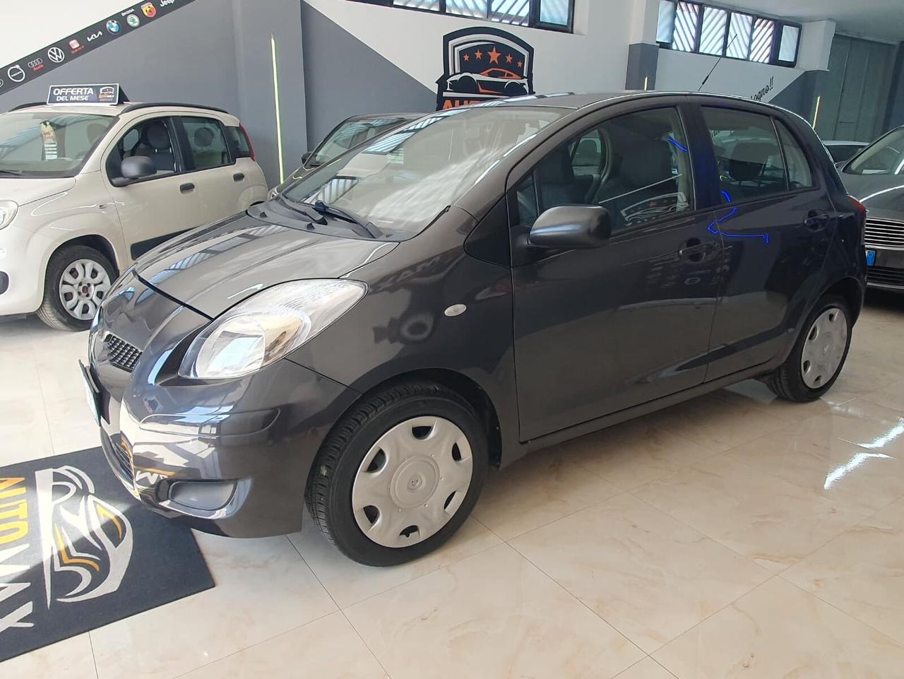 Toyota Yaris 1.0 Luxury pack 69cv 2010