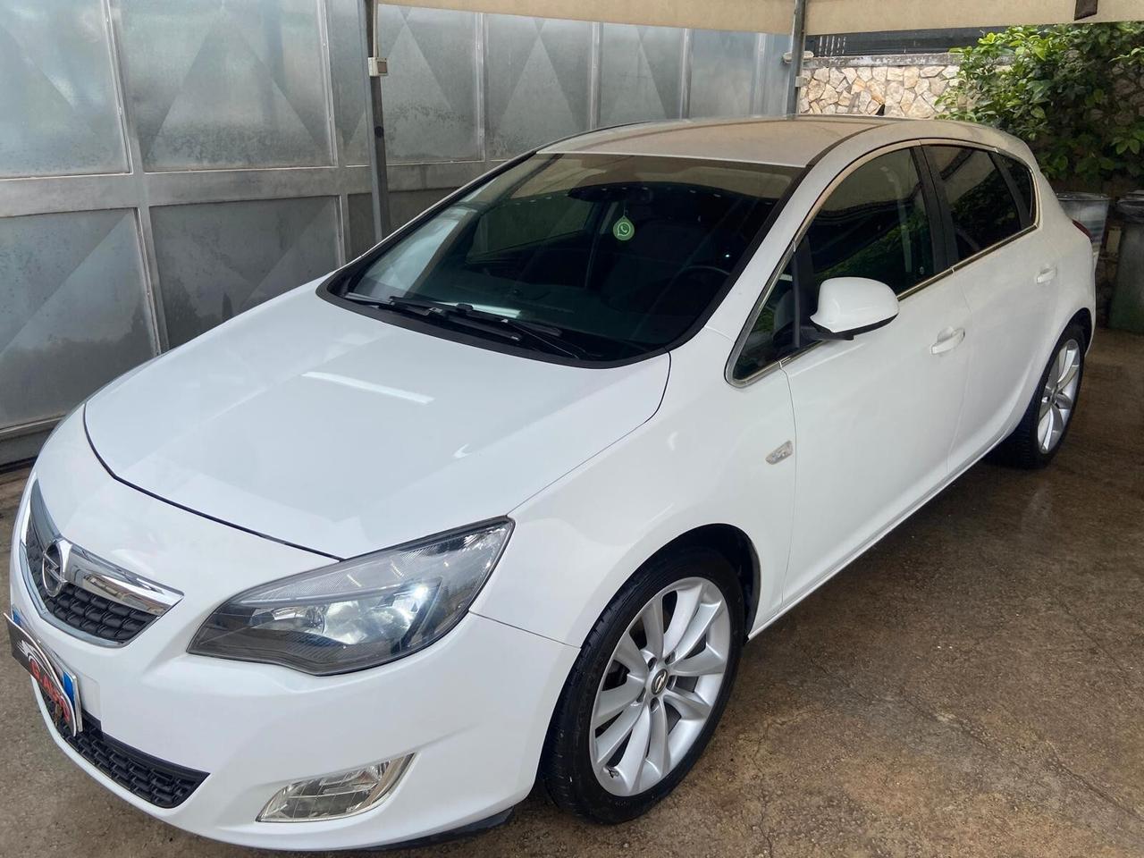 Opel Astra 1.7 CDTI 125CV 5 porte Cosmo