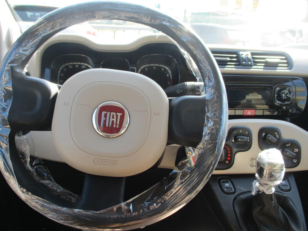 Fiat Panda 1.2 LOUNGE 69CV E6 +600.00 GPL NUOVO