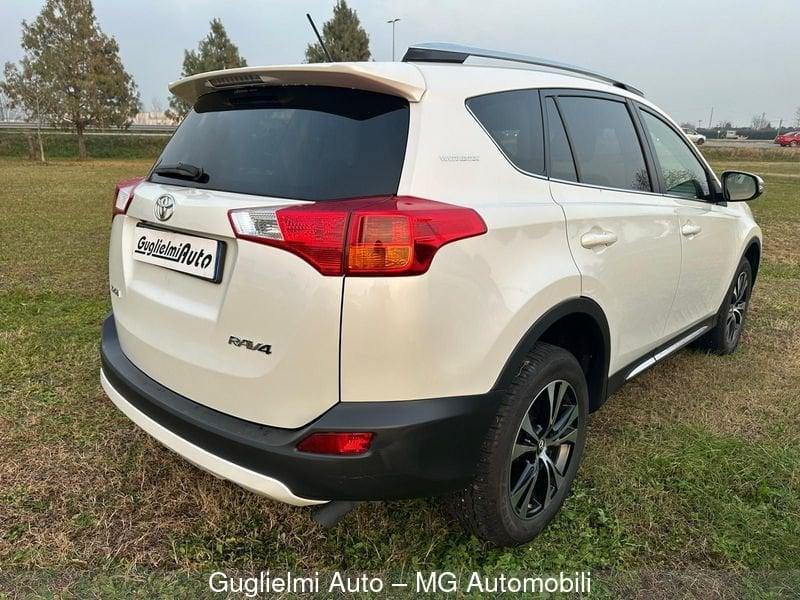 Toyota RAV4 2.0 D-4D 2WD Style White Edition