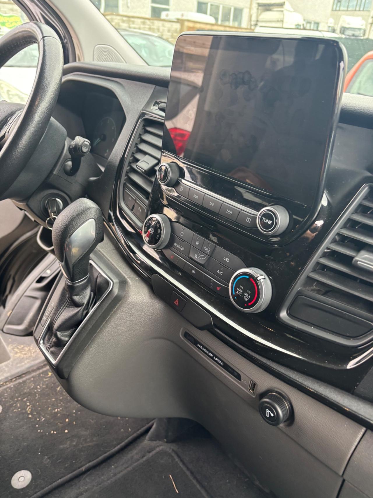 Ford Transit Connect 2.0 Furgone cambio automatico 9 posti pedana elettrica per ehndicap