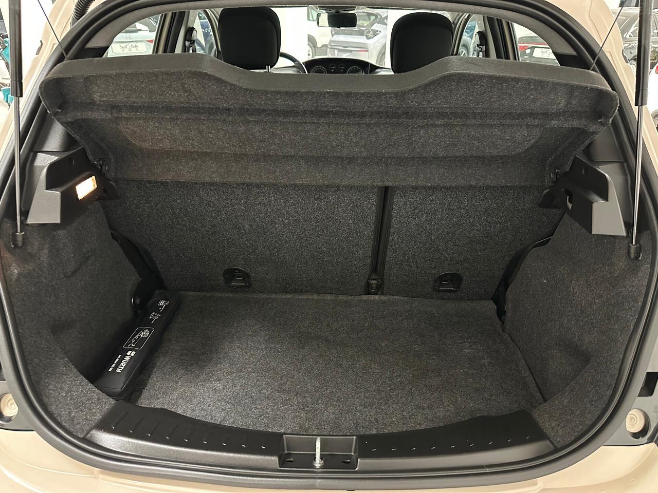 Lancia Ypsilon 1.2 69 CV 5P GPL Ecochic Gold 2017