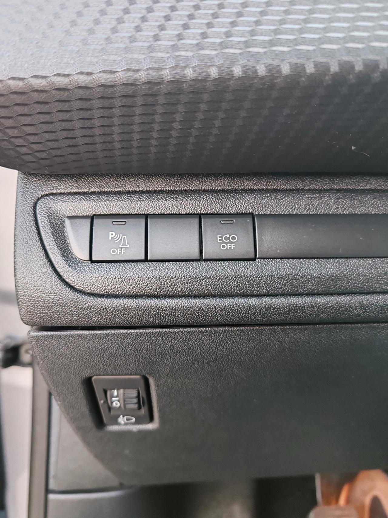 Peugeot 2008 1.6 Hdi Allure