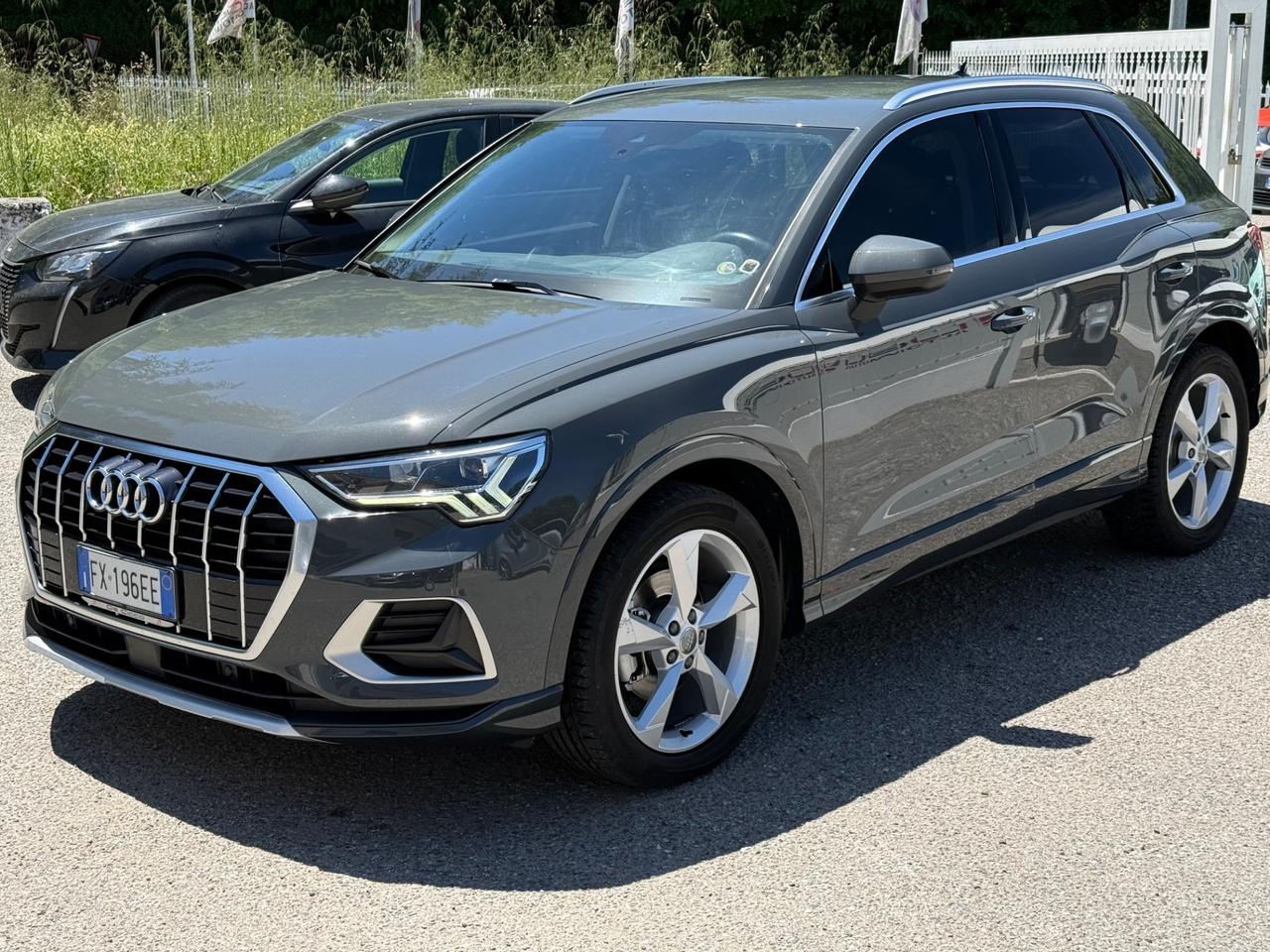 Audi Q3 35 TDI S tronic Business Advanced