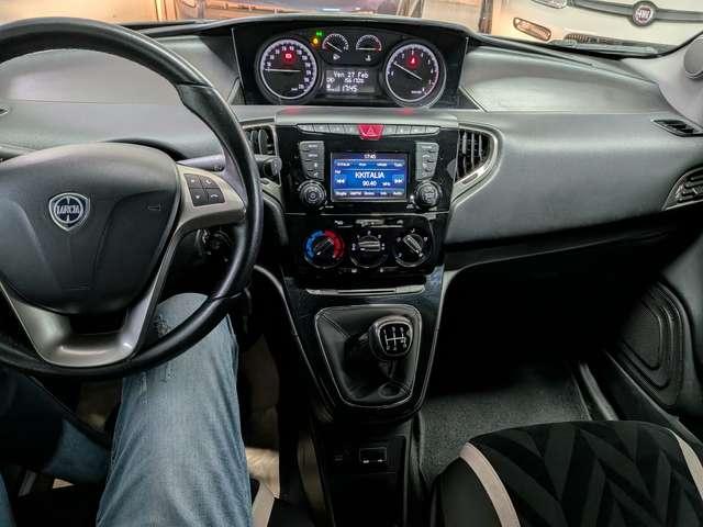 Lancia Ypsilon Ypsilon III 2015 1.2 Gold ecochic Gpl 69cv