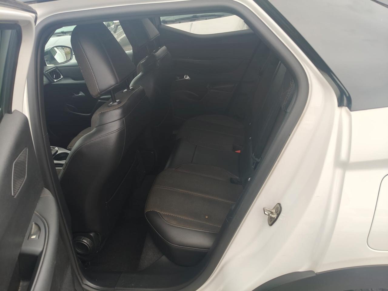 Ds3 Crossback White Edition Bi-Color 100cv Performance Line