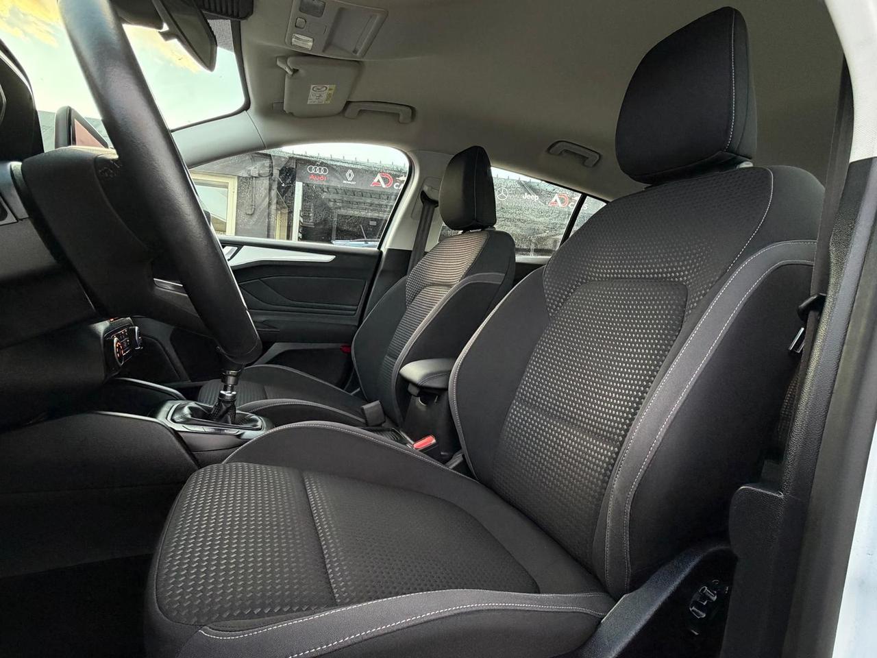 Ford Focus 1.5 120 cv N1 autocarro