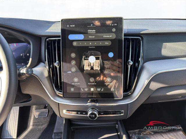 VOLVO XC60 T6 AWD Plug-in hybrid Elettrica/Benzina Core - AUT