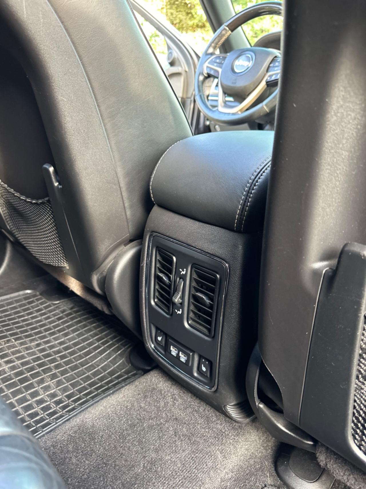 Jeep GRAND CHEROKEE 3.0 V6 CRD 250 CV MTJ OVERLAND