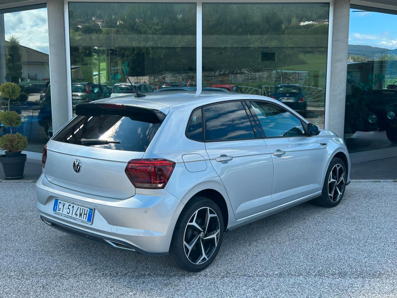 Volkswagen Polo R-LINE 1.0 TSI 5p. 95cv Highline