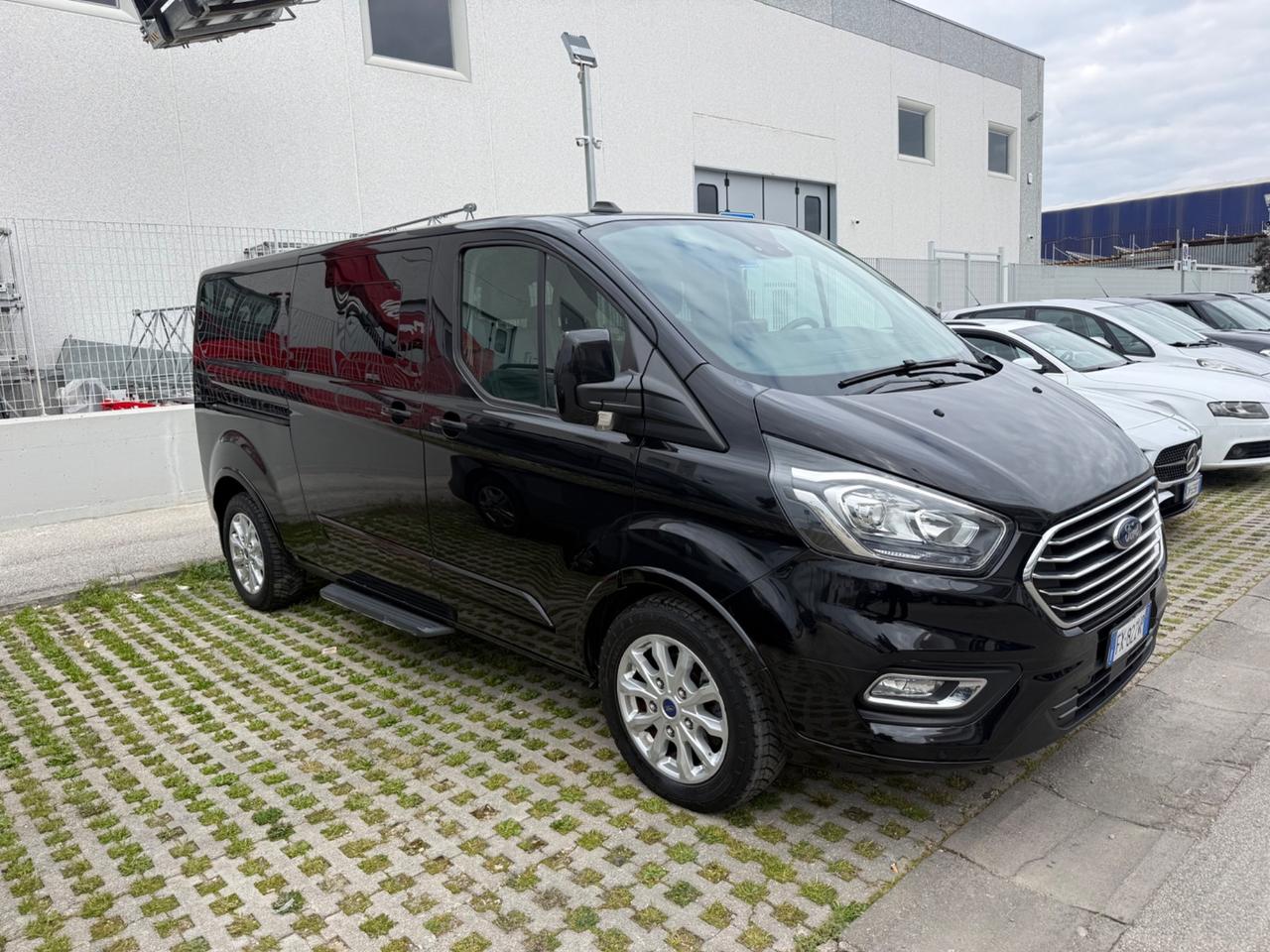 Ford Tourneo Custom 320 2.0 TDCi 185CV PL Titanium X