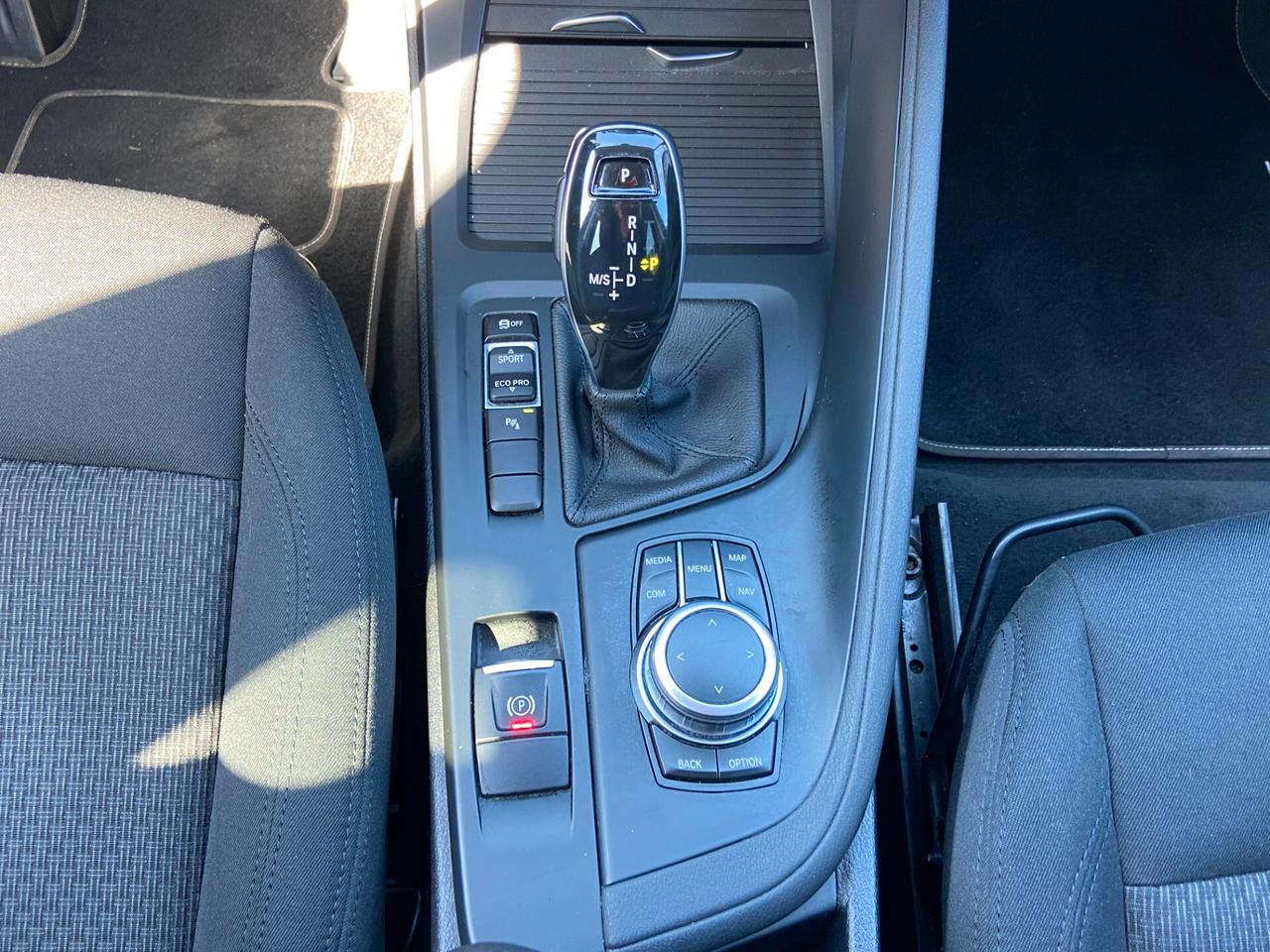 BMW X1 sdrive18d Business auto