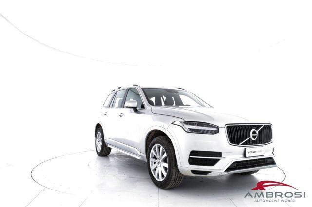 VOLVO XC90 D5 AWD Geartronic Momentum