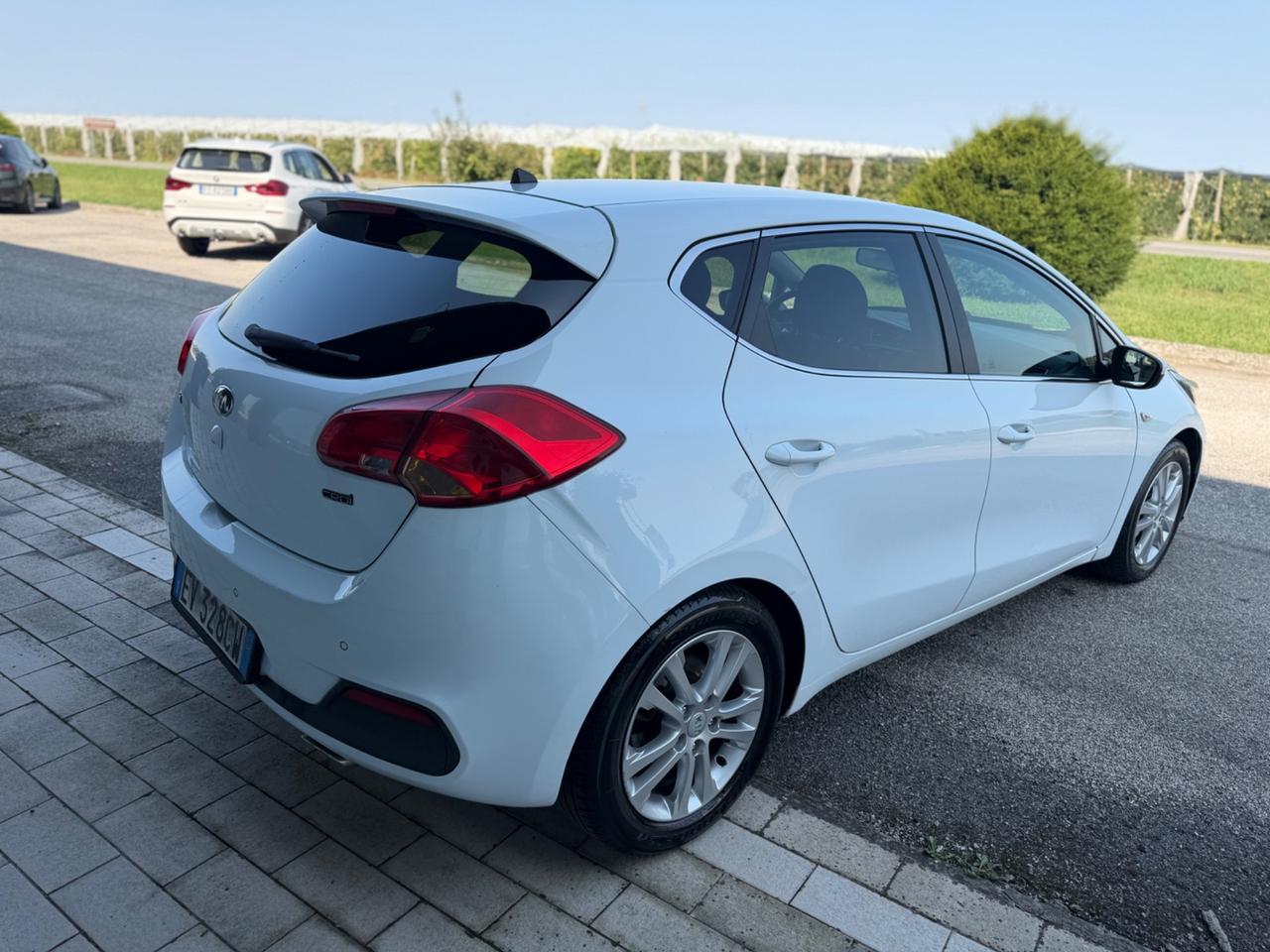 Kia Ceed cee'd 1.4 CRDi 5 porte Cool