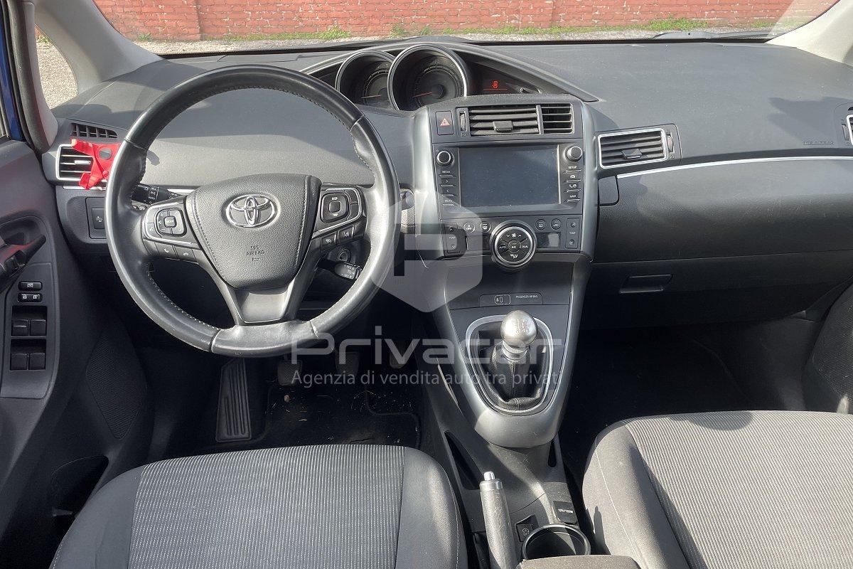 TOYOTA Verso 1.6 D-4D Active