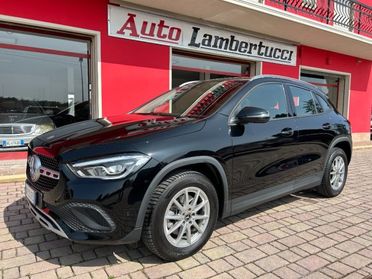 MERCEDES-BENZ GLA 200 d Automatic Business Extra