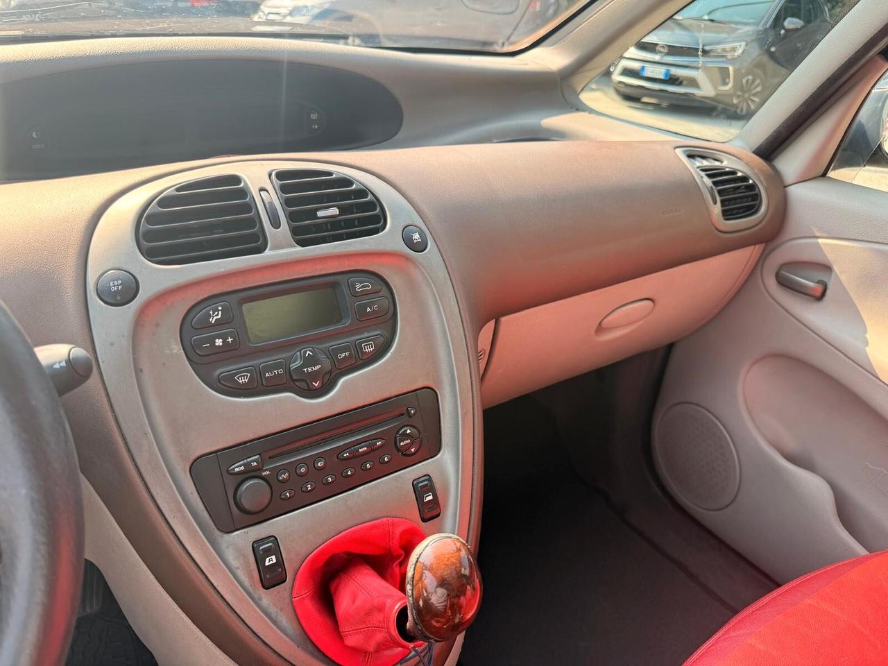 Citroen Xsara Picasso 1.8 16V GPL EXCLUSIVE