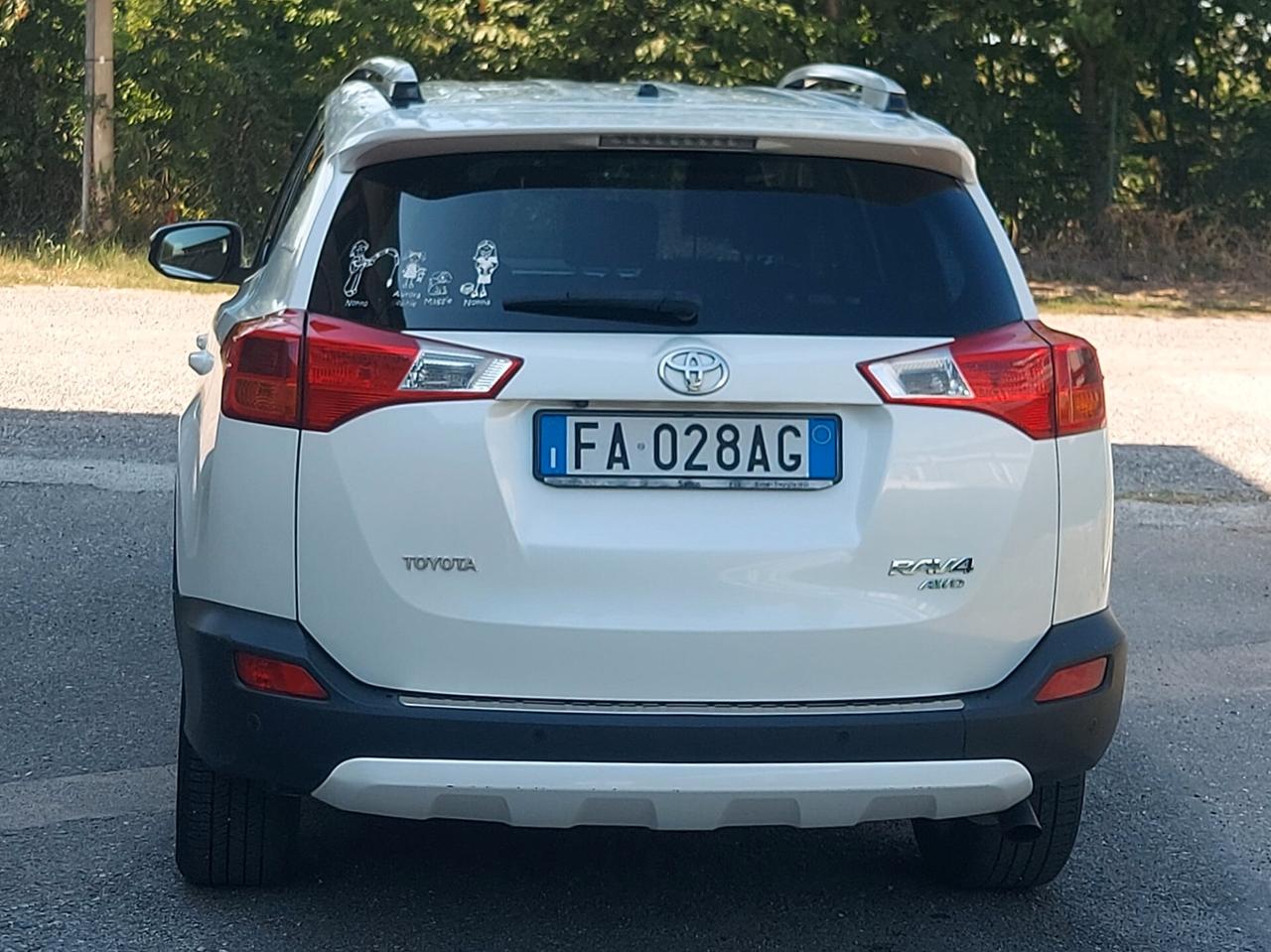 Toyota RAV 4 RAV4 2.2 D-CAT A/T 4WD Style White Ed.