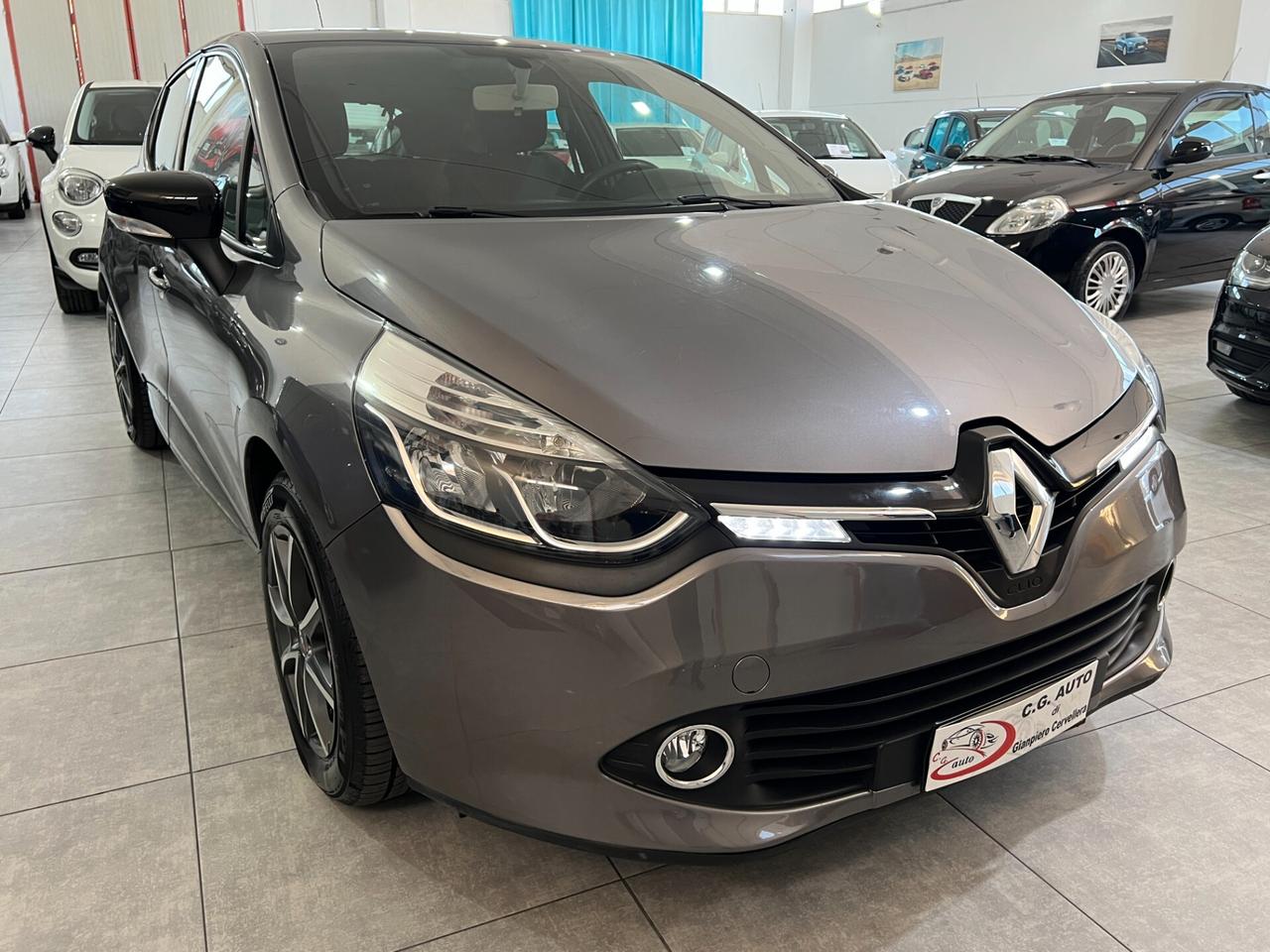 Renault Clio 1.2 73 CV GPL - LIVE - 2013