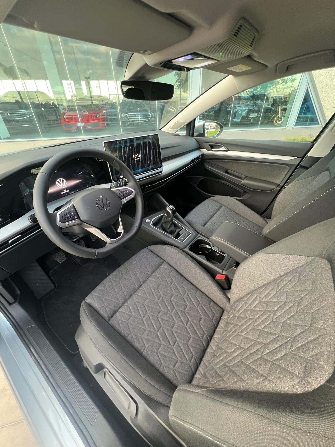 Volkswagen Golf 1.5 tsi 115cv possibilità noleggio no scoring