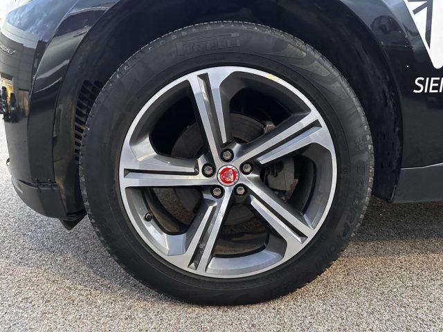 JAGUAR F-Pace 2.0 D 180 CV AWD aut. Prestige