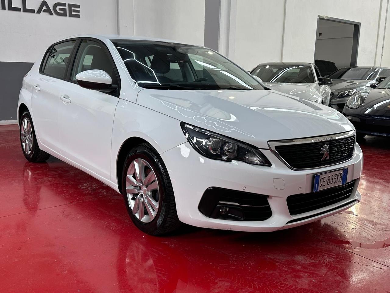 Peugeot 308 BlueHDi 130 S&S Allure