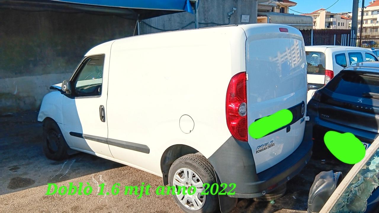 Fiat Doblo incidentata sinistrata mondialcars km 55.000