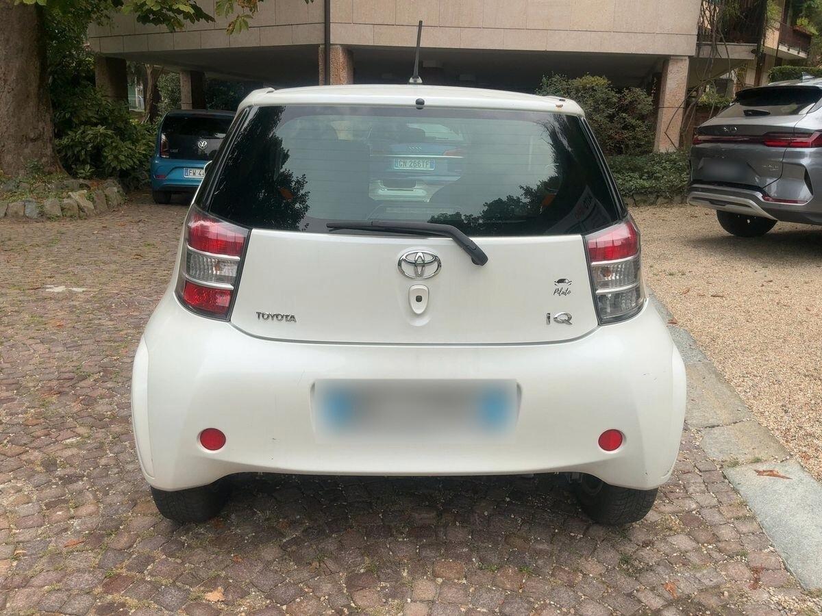 Toyota iQ 1.0 Sol