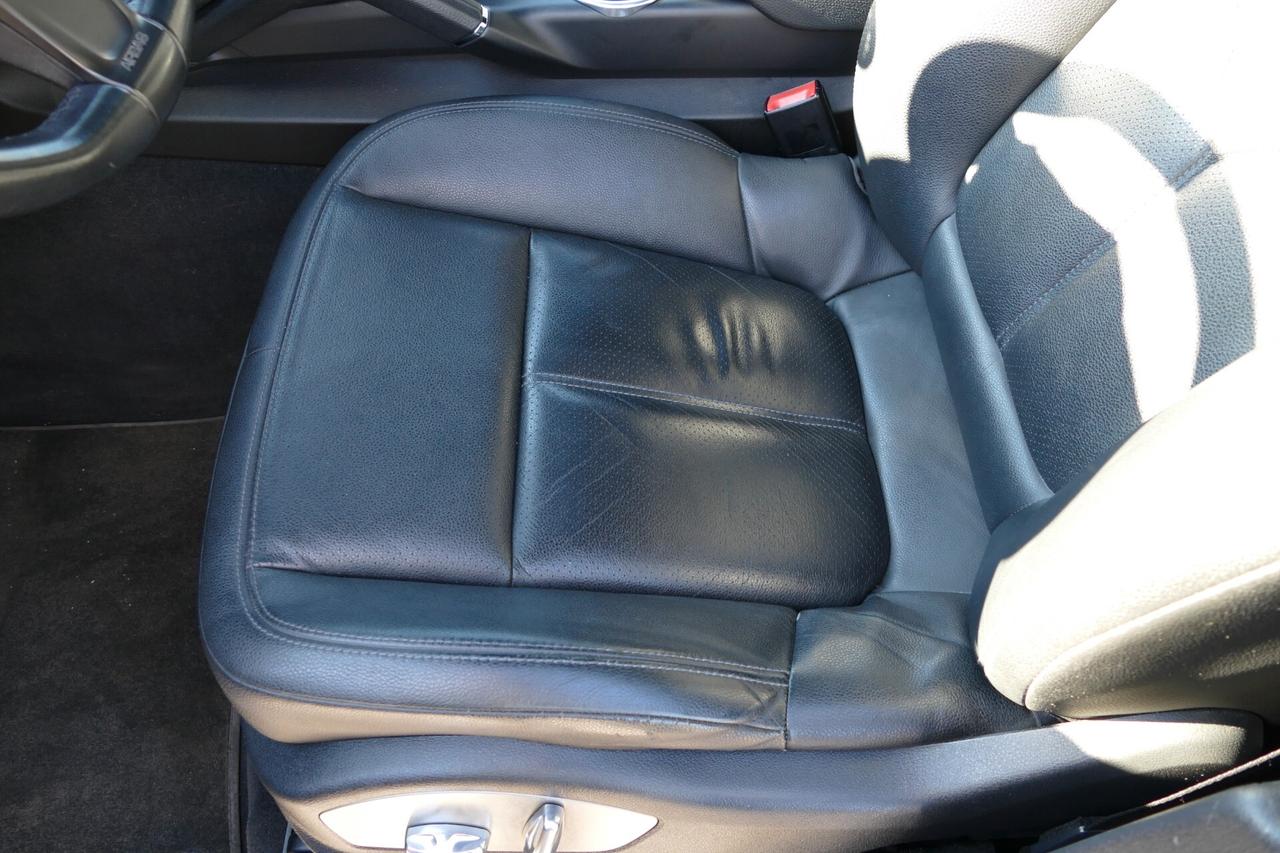 Porsche Cayenne 3.0 PANO KAMERA PELLE *20*