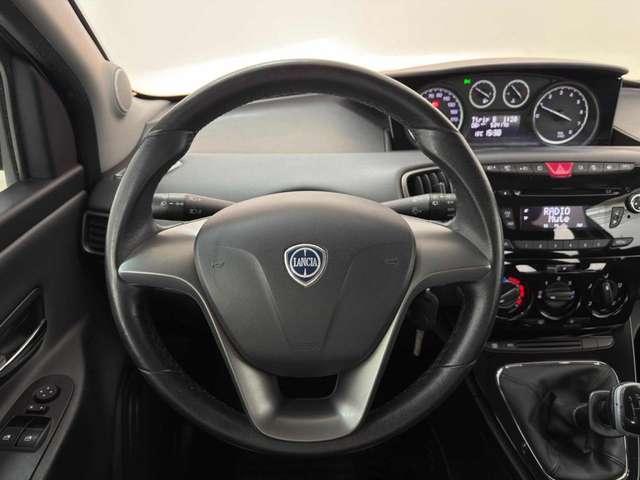 Lancia Ypsilon 0.9 TwinAir 85 CV 5 porte S&S Platinum