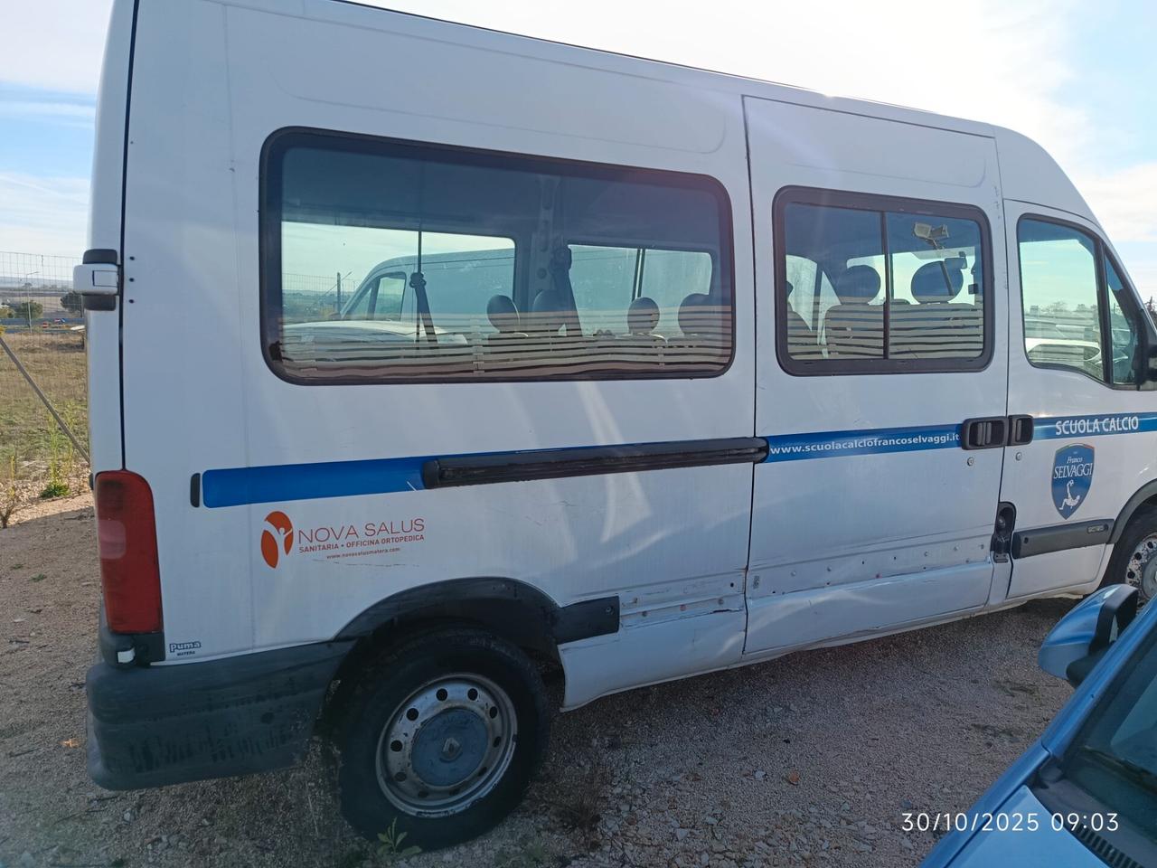 Renault Master T35 2.2 dCi 16V PC Minibus