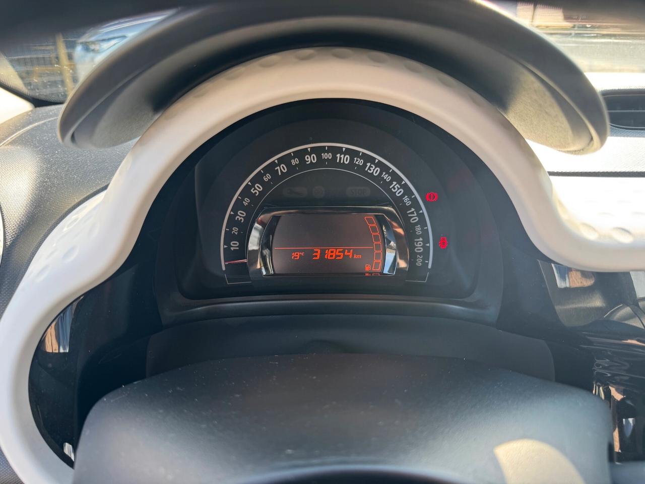 Renault Twingo 1.0cc SCe 65cv Equilibre