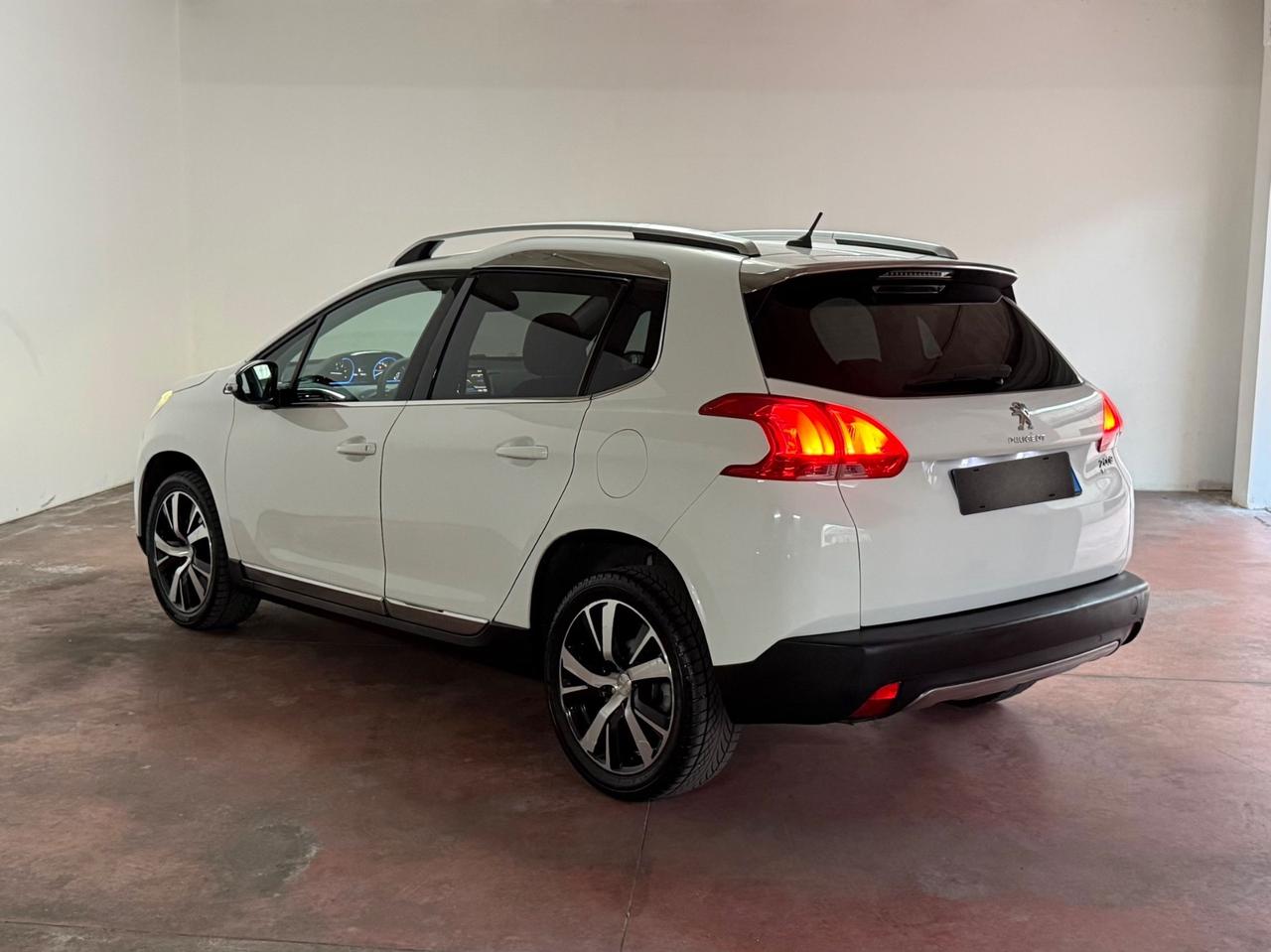 Peugeot 2008 1.6 e-HDi 92 CV Stop&Start Allure