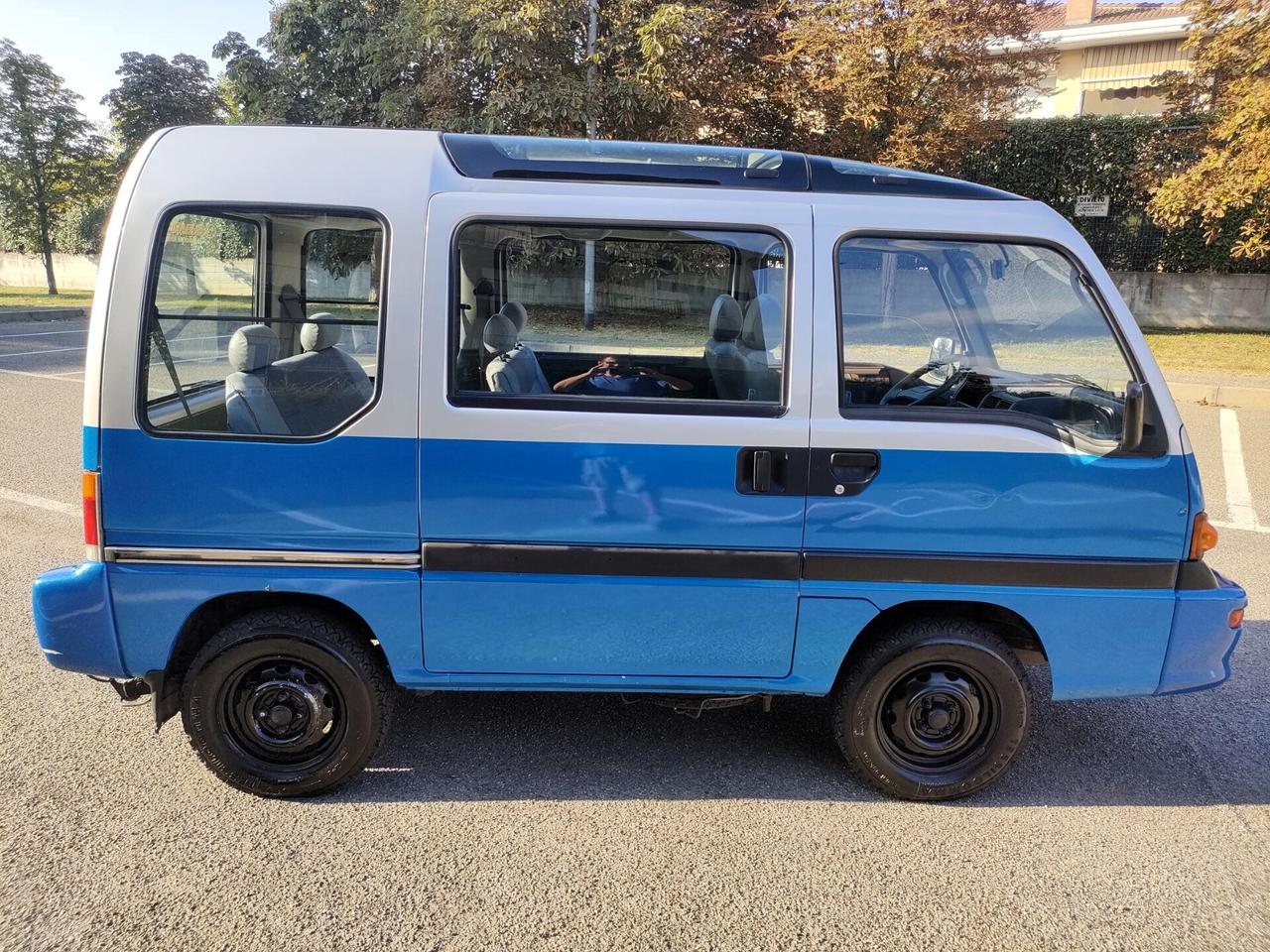 Subaru Libero s